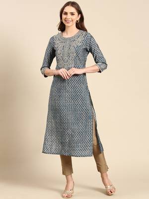 women's calf length round neck blue ethnic motifs straight kurta 1