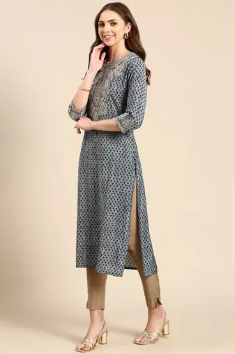 women's calf length round neck blue ethnic motifs straight kurta