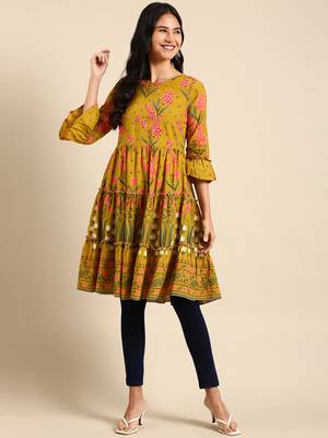 women's knee length round neck green floral anarkali kurta 4