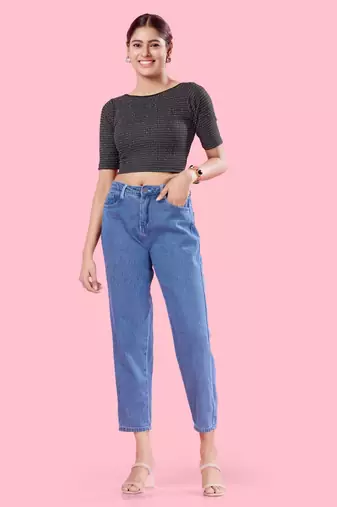 Non Padded Jacquard Round Neck Blouse