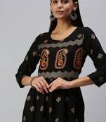 women's calf length round neck black paisley straight kurta
