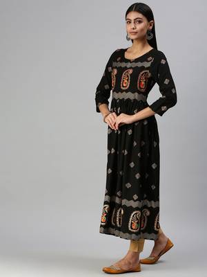women's calf length round neck black paisley straight kurta 2