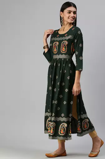 women's calf length round neck green paisley straight kurta