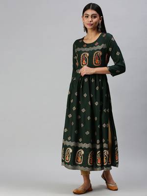 women's calf length round neck green paisley straight kurta 4