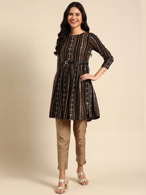 women's knee length round neck multi floral anarkali kurta 3