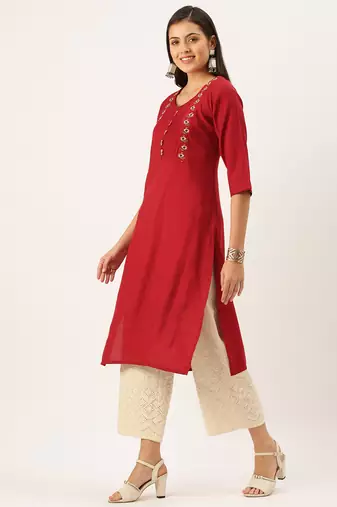 Showoff women's calf length round neck maroon solid straight kurta