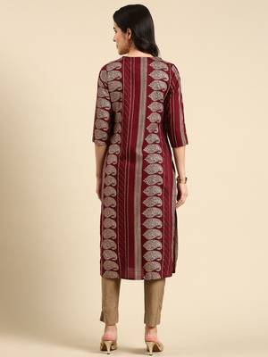 women's calf length round neck burgundy paisley straight kurta 5
