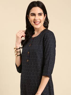 women's knee length scoop neck navy blue geometric straight kurta 2
