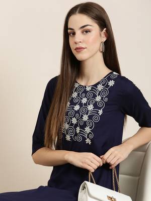 women's calf length round neck navy blue solid straight kurta 1