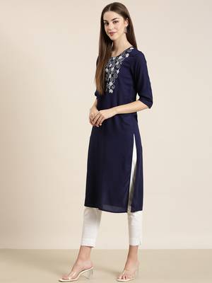 women's calf length round neck navy blue solid straight kurta 4