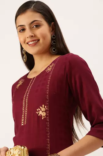 women's calf length round neck magenta solid straight kurta