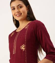 women's calf length round neck magenta solid straight kurta