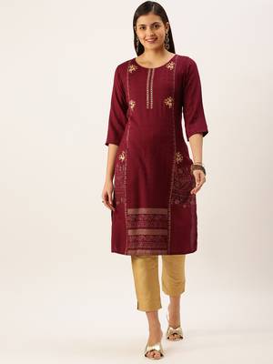 women's calf length round neck magenta solid straight kurta 3