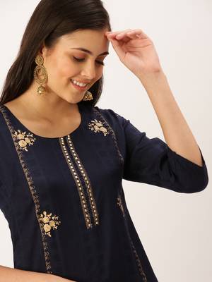 women's calf length round neck navy blue solid straight kurta 2
