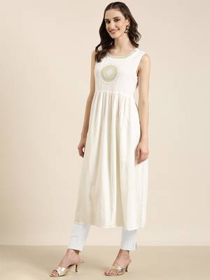 women's ankle length round neck off white solid anarkali kurta 5