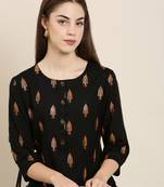 women's calf length round neck black floral straight kurta