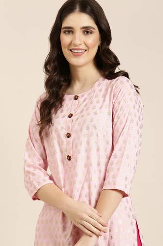 Showoff women's calf length round neck pink floral straight kurta