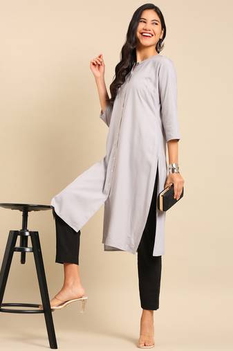 Showoff women's calf length round neck grey solid straight kurta