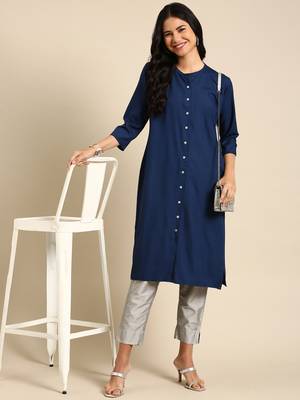women's calf length round neck teal solid straight kurta 1