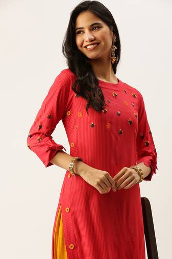 women's calf length round neck red striped straight kurta
