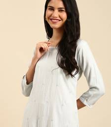 women's calf length round neck grey solid straight kurta
