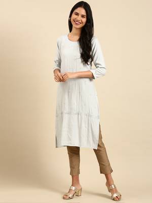women's calf length round neck grey solid straight kurta 1