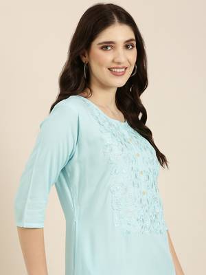 women's knee length round neck blue solid straight kurta 1