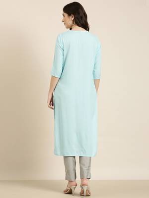 women's knee length round neck blue solid straight kurta 5