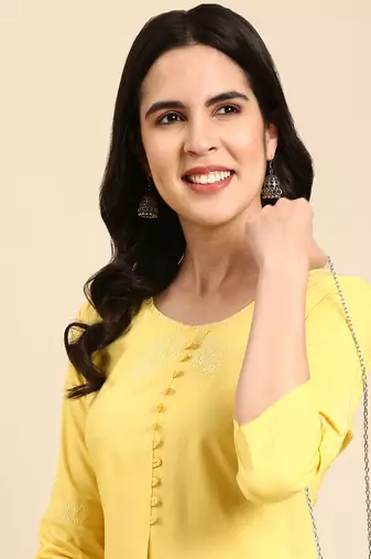 women's calf length scoop neck yellow solid straight kurta