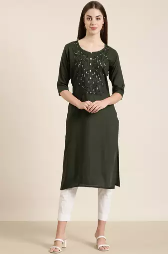Showoff women's knee length round neck green solid straight kurta