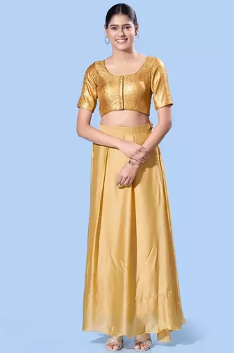 Padded Brocade Round Neck Blouse