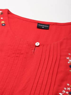 women's calf length round neck red solid straight kurta 4