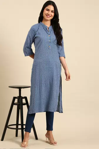 Showoff women's calf length mandarin collar blue geometric straight kurta