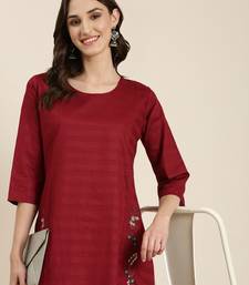 women's calf length round neck maroon solid straight kurta