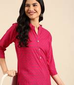 Showoff women's calf length mandarin collar pink floral straight kurta