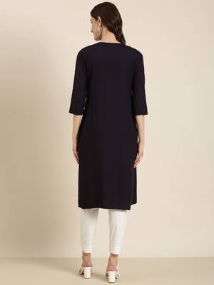 women's calf length round neck navy blue solid straight kurta 5