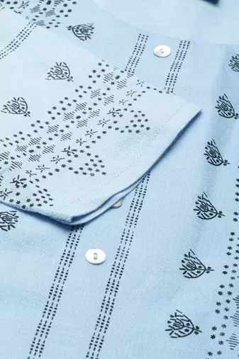 women's calf length round neck blue ethnic motifs straight kurta