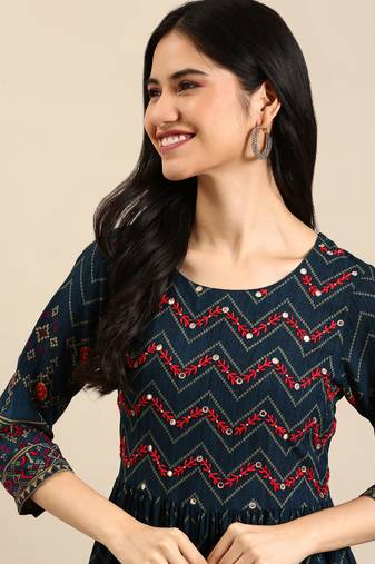 Showoff women's ankle length round neck navy blue chevron anarkali kurta