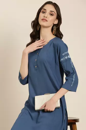 women's calf length round neck blue solid straight kurta