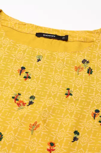 women's calf length round neck yellow ethnic motifs straight kurta