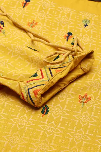 women's calf length round neck yellow ethnic motifs straight kurta