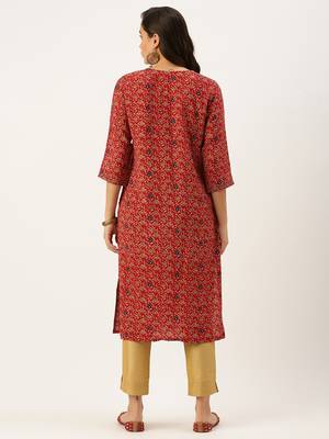 women's calf length round neck maroon floral straight kurta 4