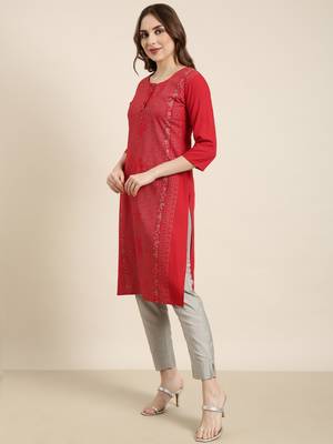 women's calf length round neck red floral straight kurta 3