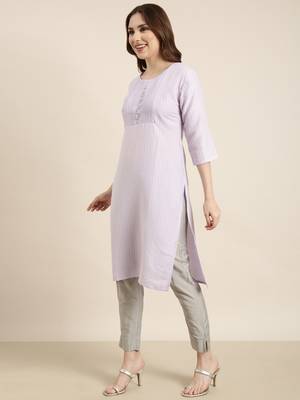 women's knee length round neck lavender solid straight kurta 3