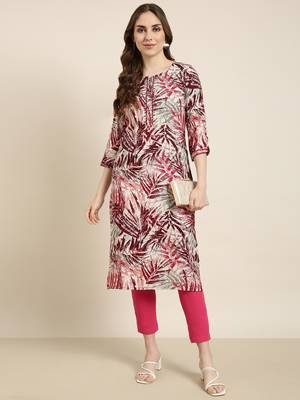 women's calf length round neck maroon abstract straight kurta 5