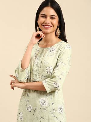 women's calf length round neck green floral straight kurta 1