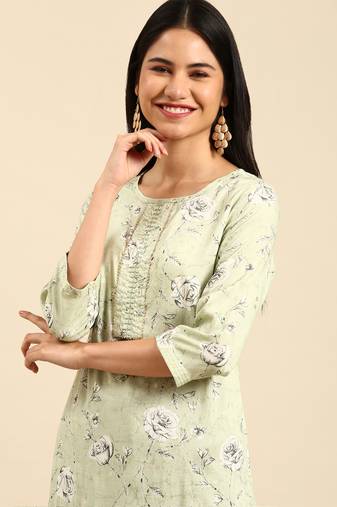 women's calf length round neck green floral straight kurta