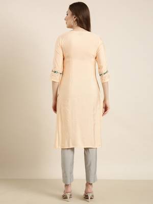 women's calf length round neck peach solid straight kurta 4