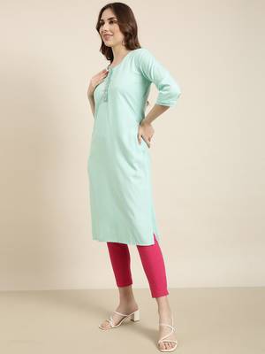 women's calf length round neck sea green solid straight kurta 3