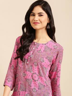 women's ankle length round neck pink ethnic motifs a-line kurta 1